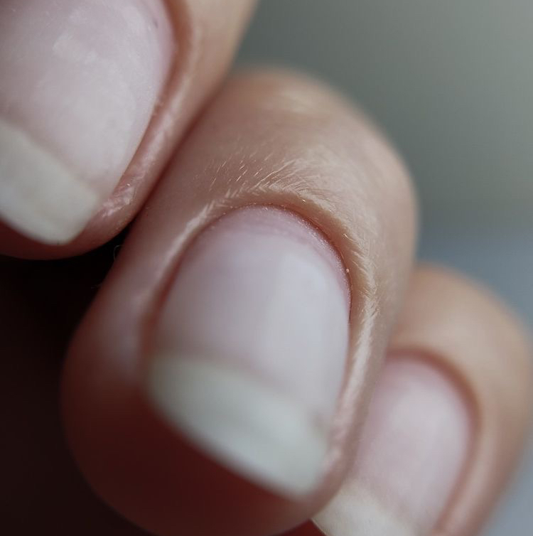 Маникюр комбинированный