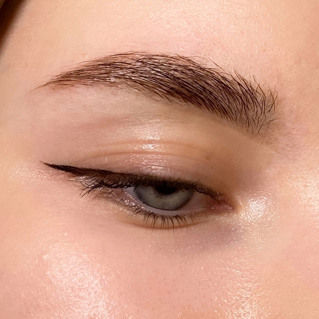 Коррекция и окрашивание бровей (Хна)