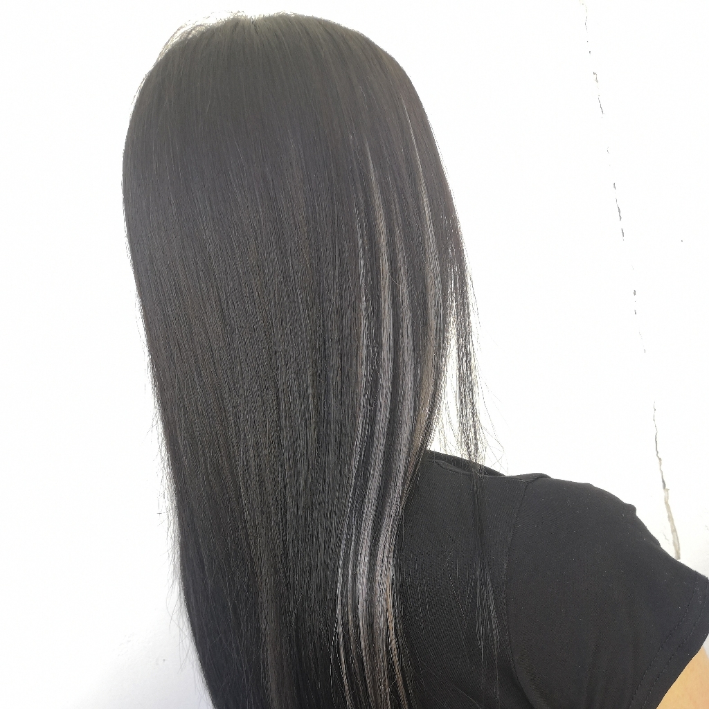 Наращивание цветных прядок