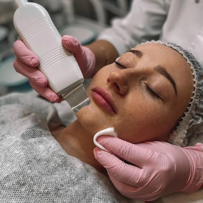 Ультразвуковая чистка лица на косметике Holy Land (Израиль)