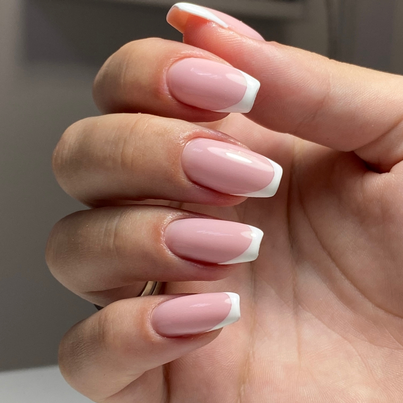 Покрытие гель лак Френч