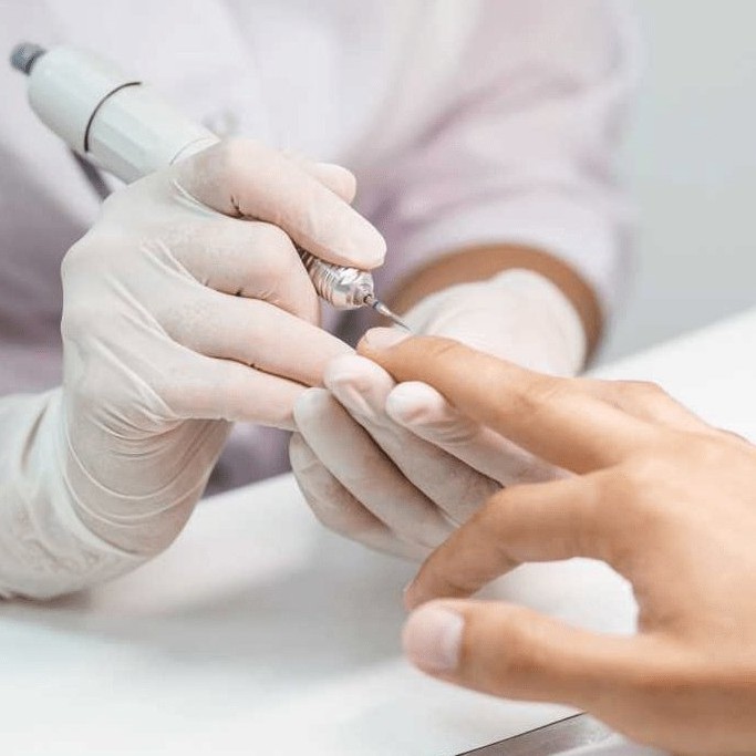 Маникюр аппаратный