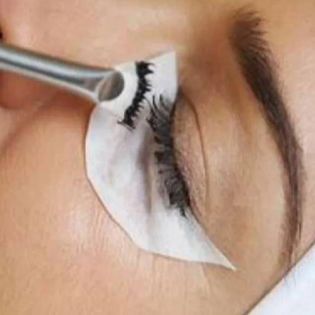 «Здоровое» окрашивание ресниц краской