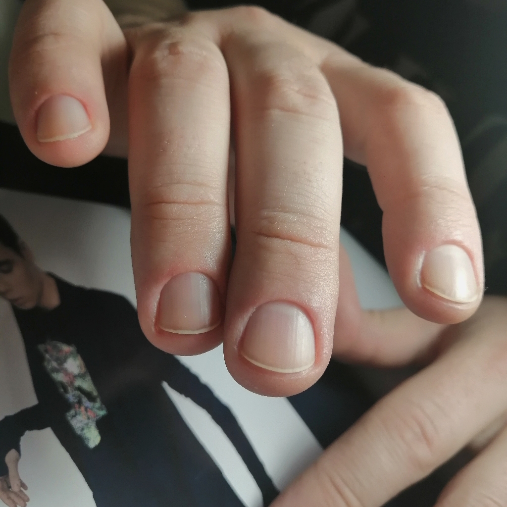 Маникюр мужской