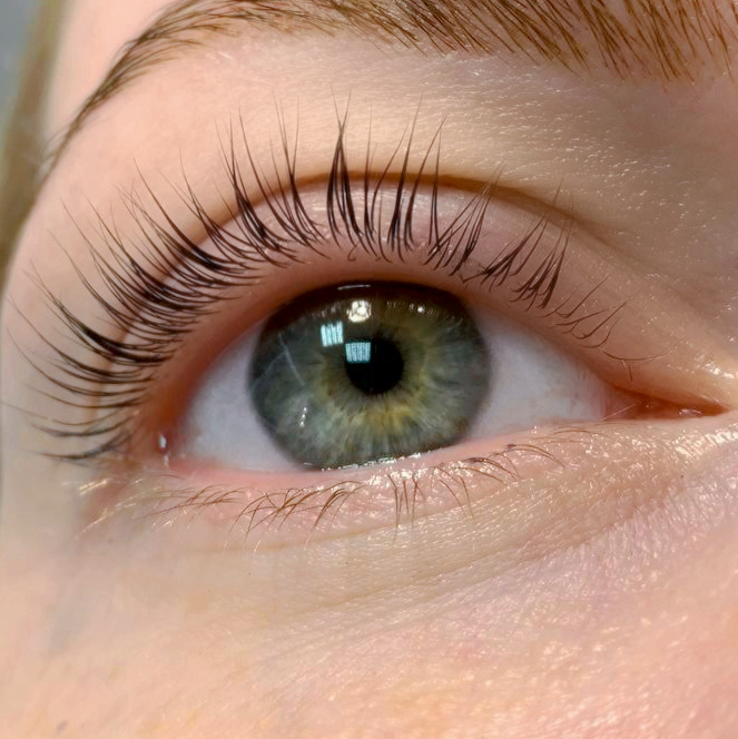 Ламинирование ресниц