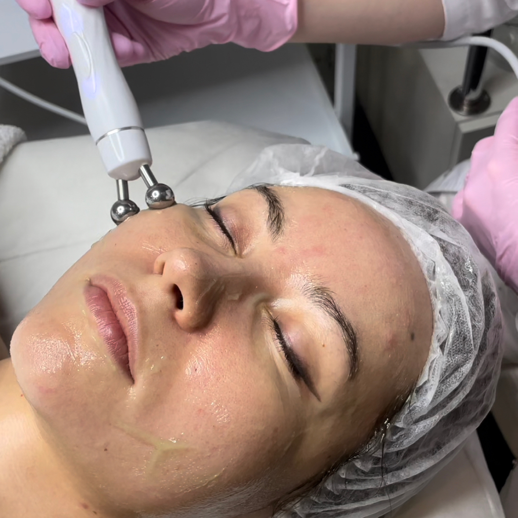 Hydra Facial лицо: полное увлажнение