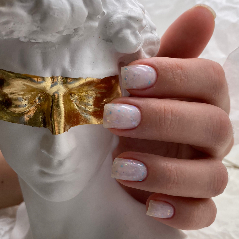 Маникюр с покрытием база/гель