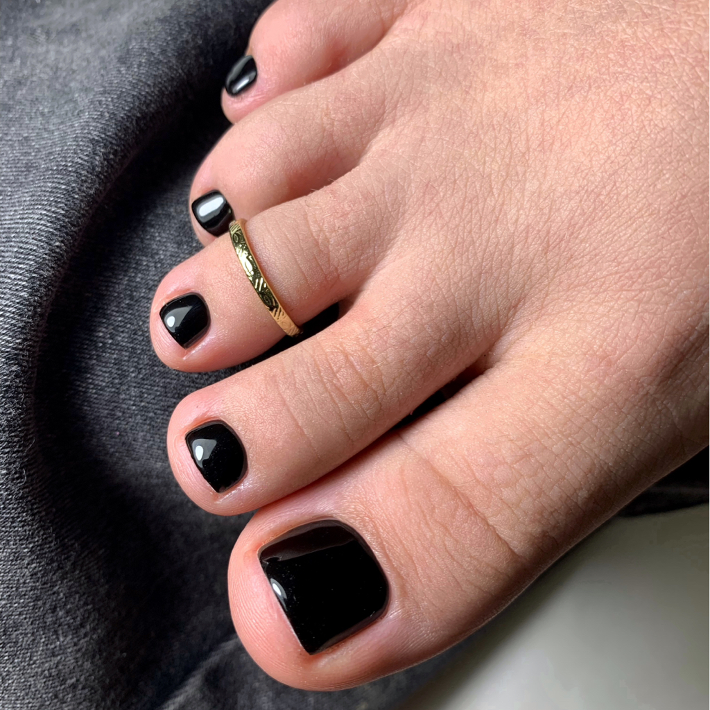 Педикюр пальчиков с покрытием гель-лака