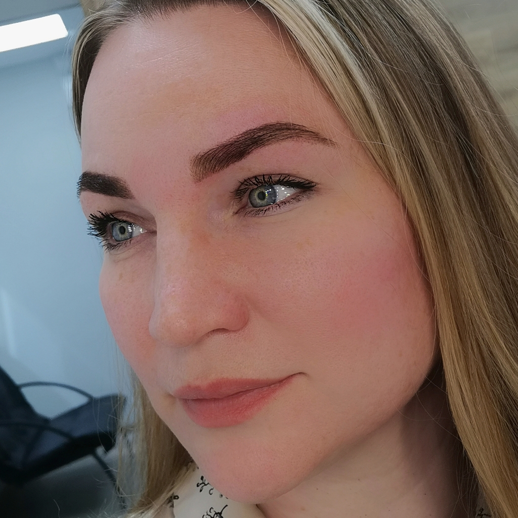 Коррекция с окрашиванием краска/хна