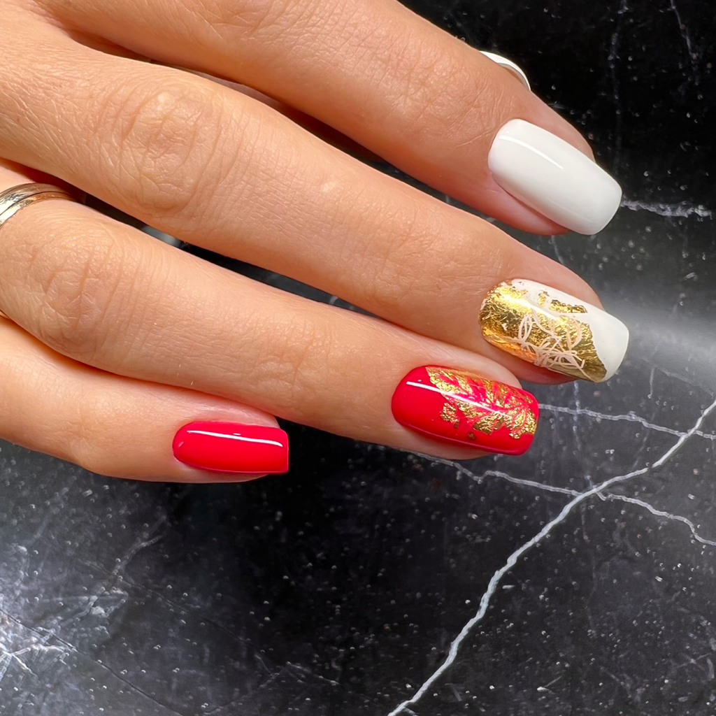 Маникюр + выравнивание + гель-лак