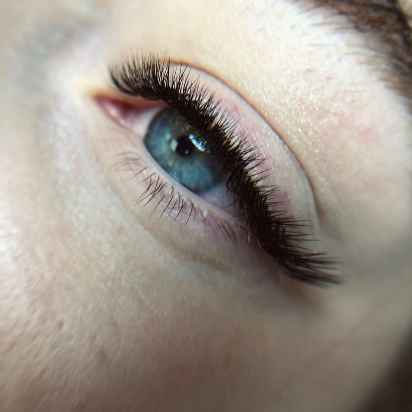 Наращивание ресниц 2D