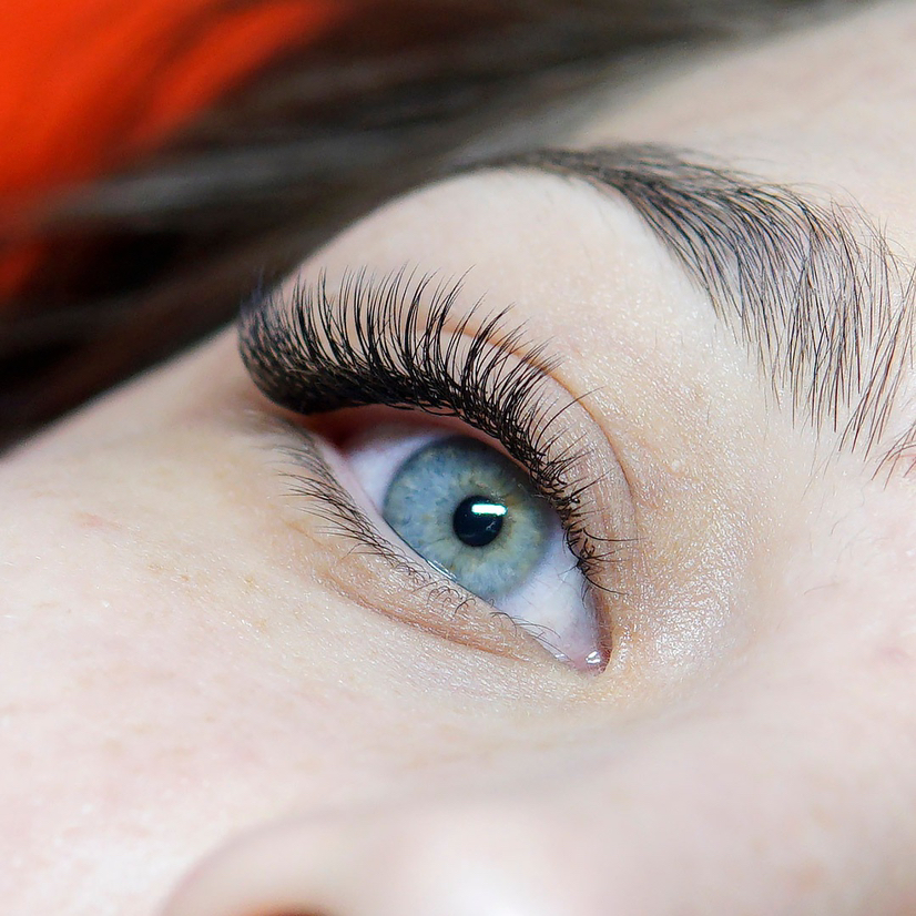 Наращивание ресниц «Классика»