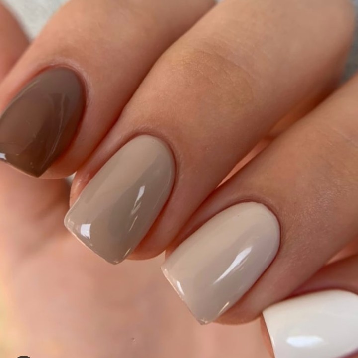 Манікюр з покриттям