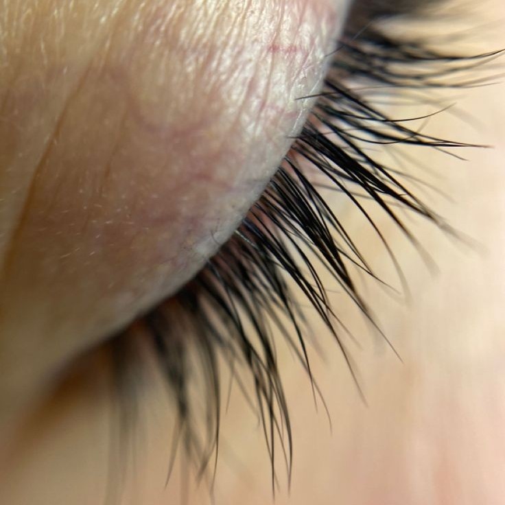 Окрашивание ресниц краской