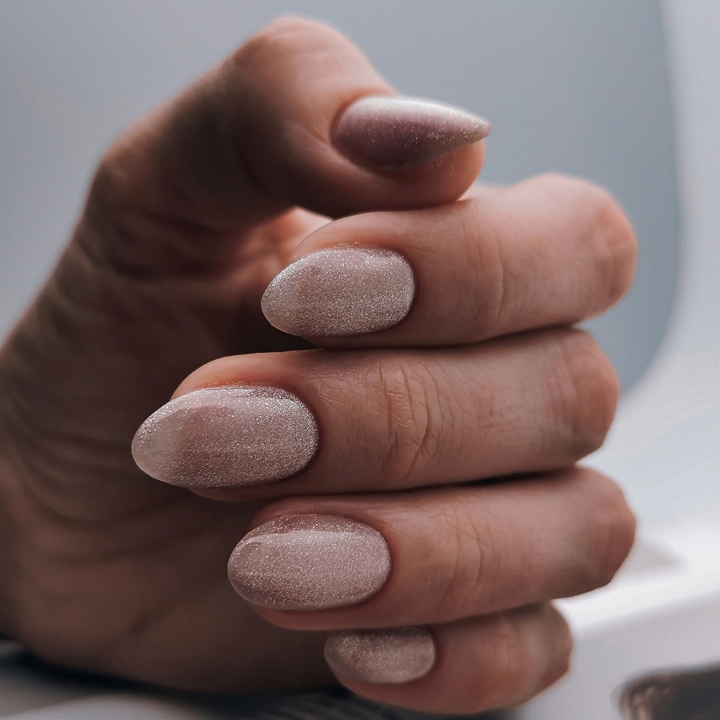 Маникюр с покрытием гель-лак+укрепление