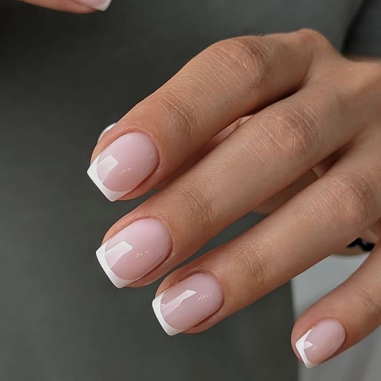 Маникюр  + укрепление + покрытие гель-лаком + френч