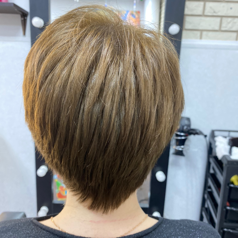 Стрижка женская короткая