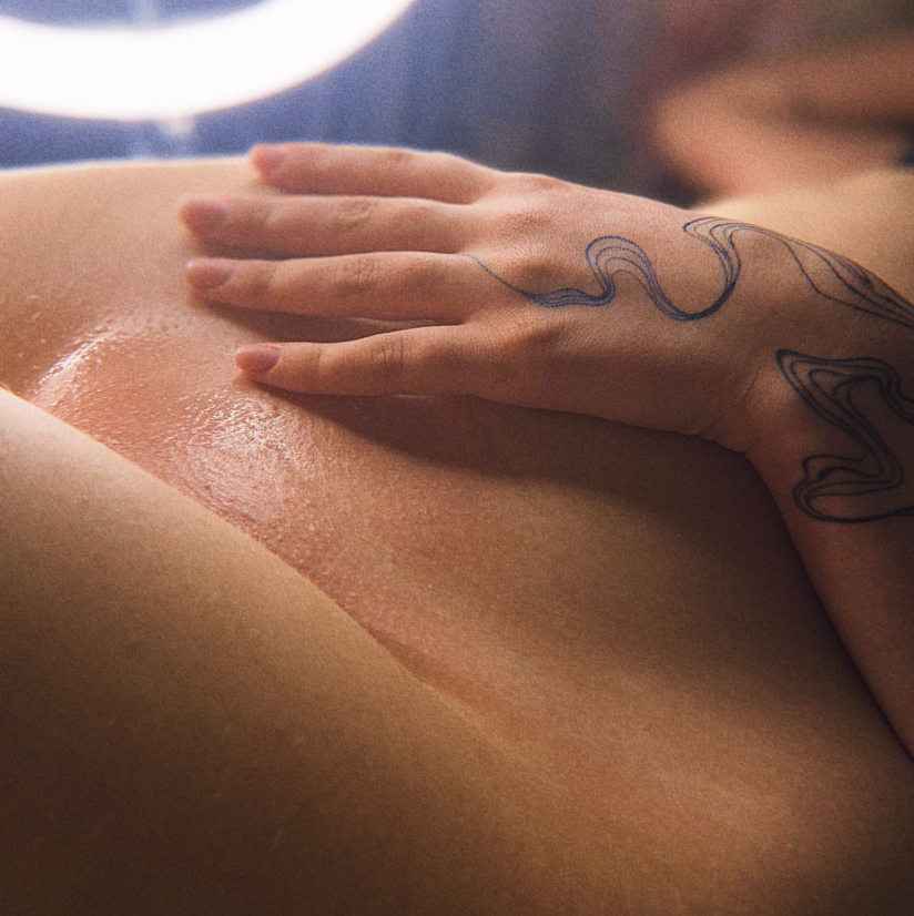 Глубокое бикини