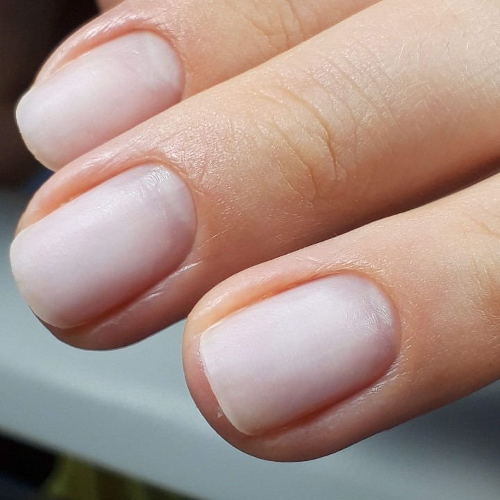 Маникюр без покрытия