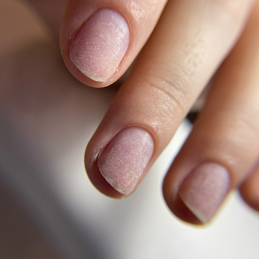 Маникюр без покрытия