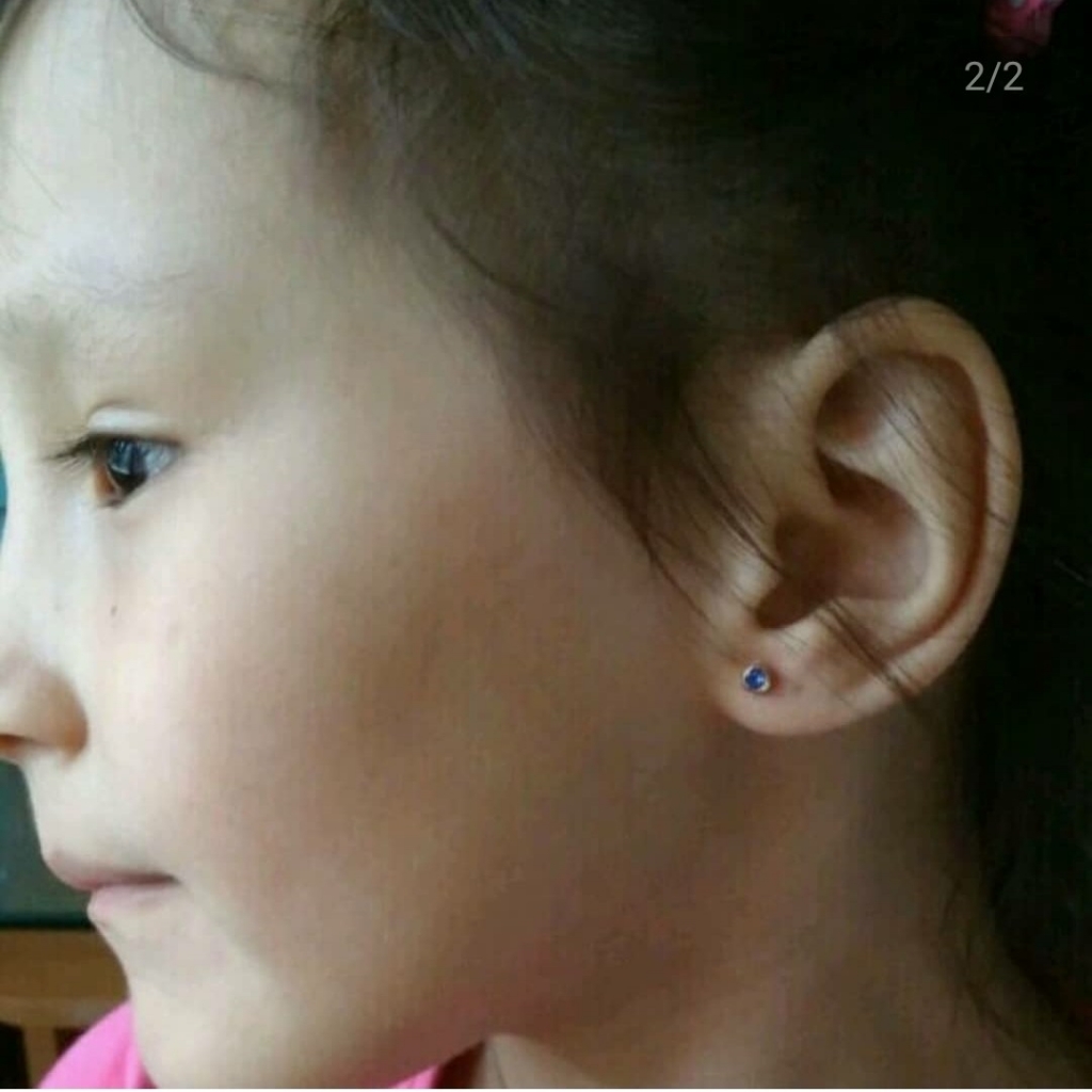 прокол ушей