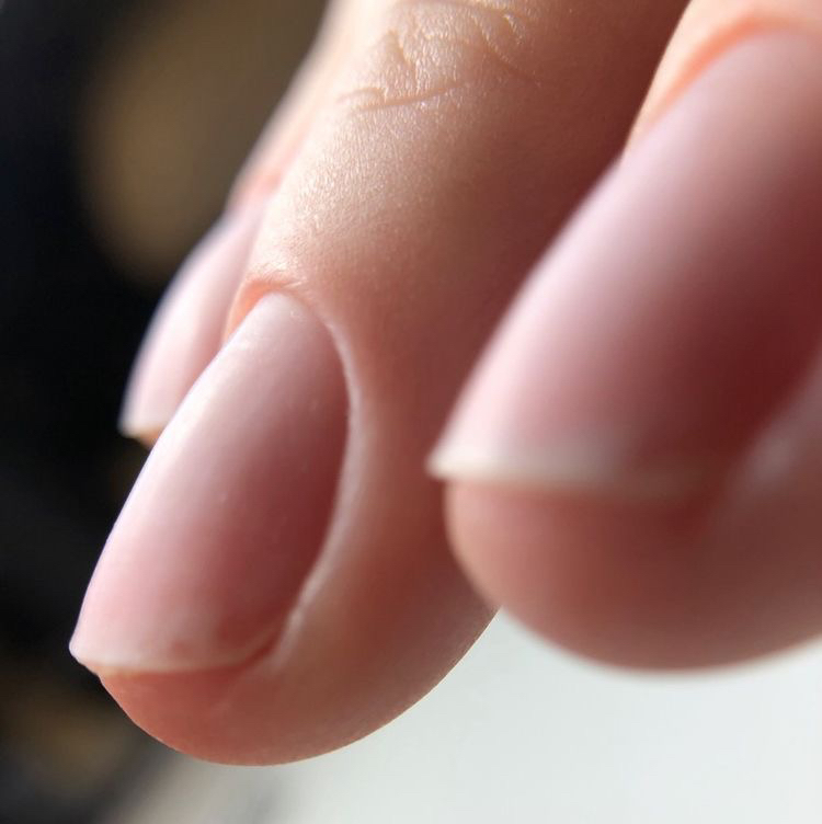 Гигиенический маникюр (без покрытия)