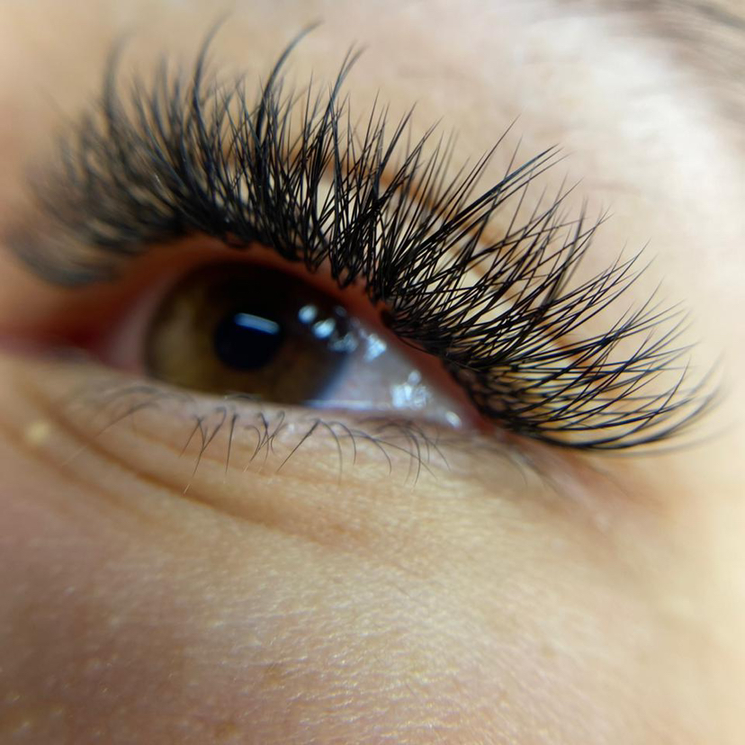 Наращивание ресниц Объемное 2D