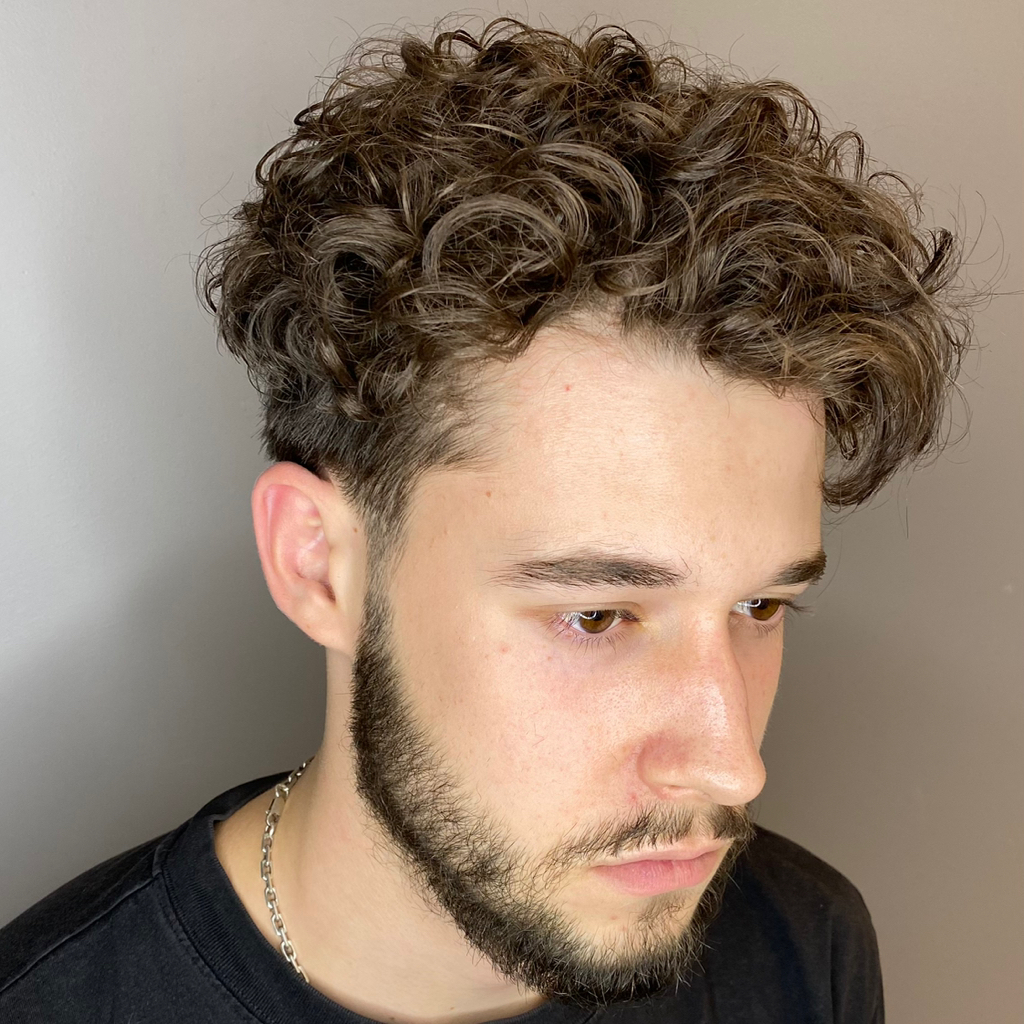 Консультация Химичиской Завивки ( с мастером  оговариваем желаемый результат и определяемся  с датой, временем и стоимостью )