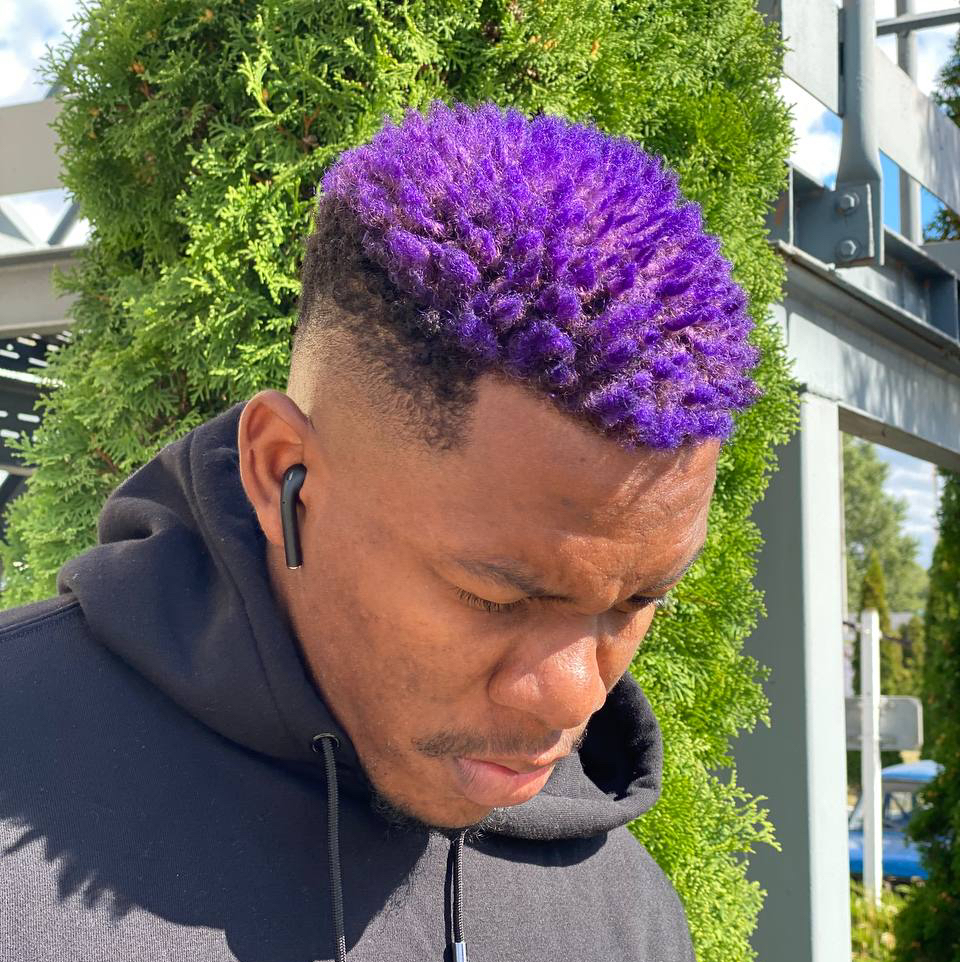 Консультация  по Окрашиванию волос, без окрашивания  (с мастером  оговариваем желаемый результат и определяемся  с датой и временем )