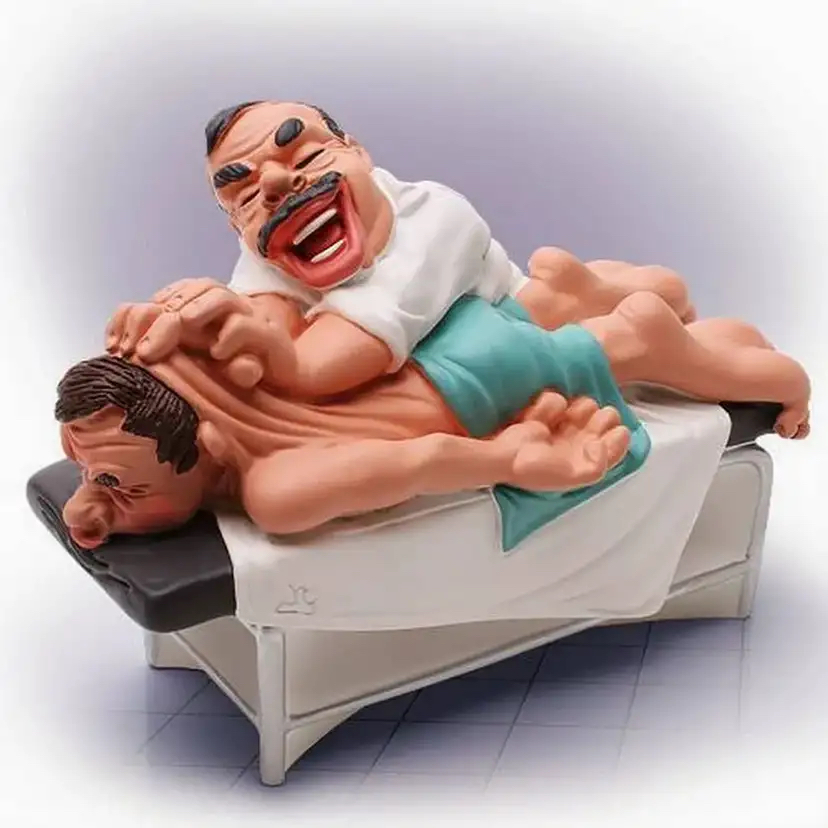 Общий массаж ног, спины и шейно воротниковой зоны