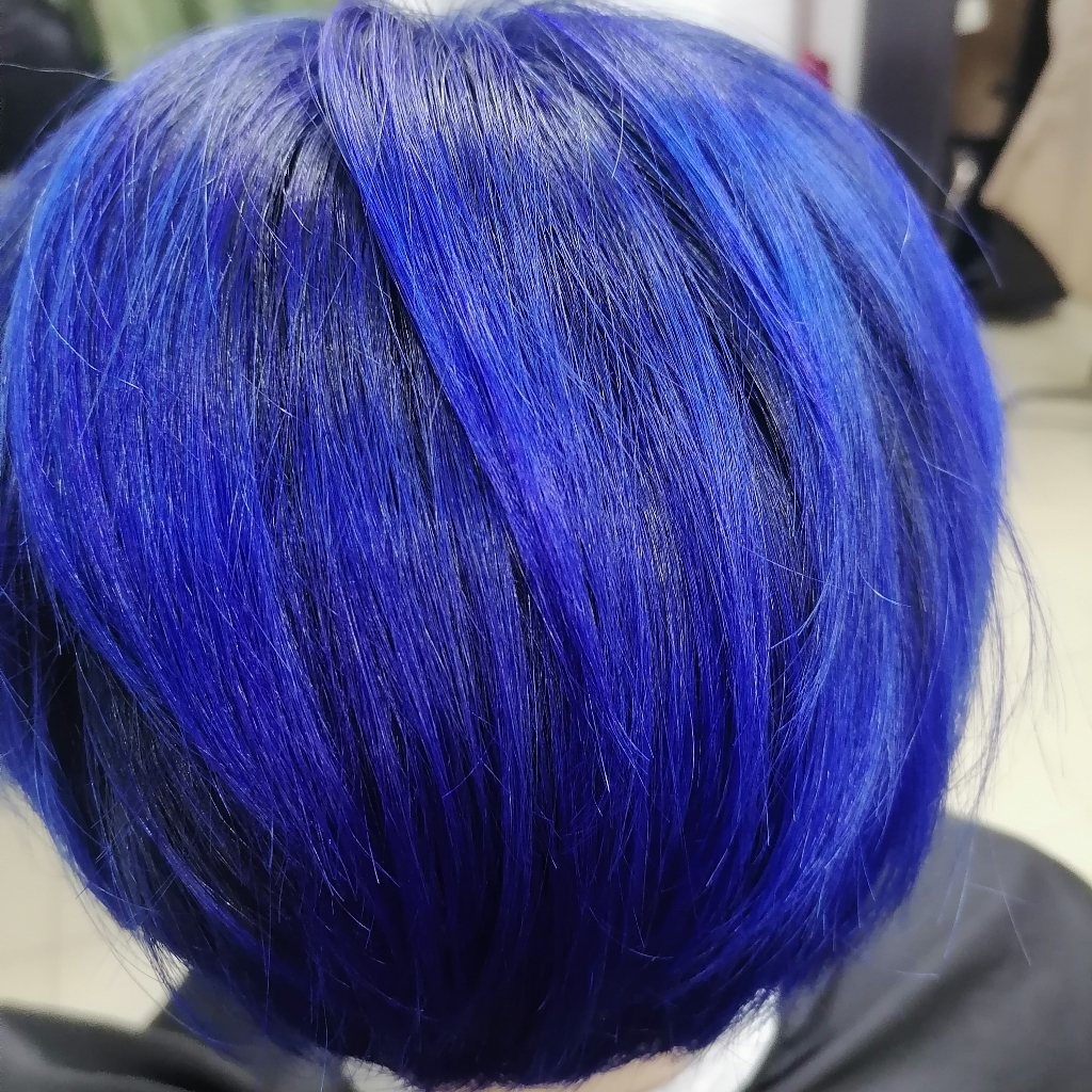 Яркие акценты, окрашивание в один тон, закрашивание седых волос, тонирование,