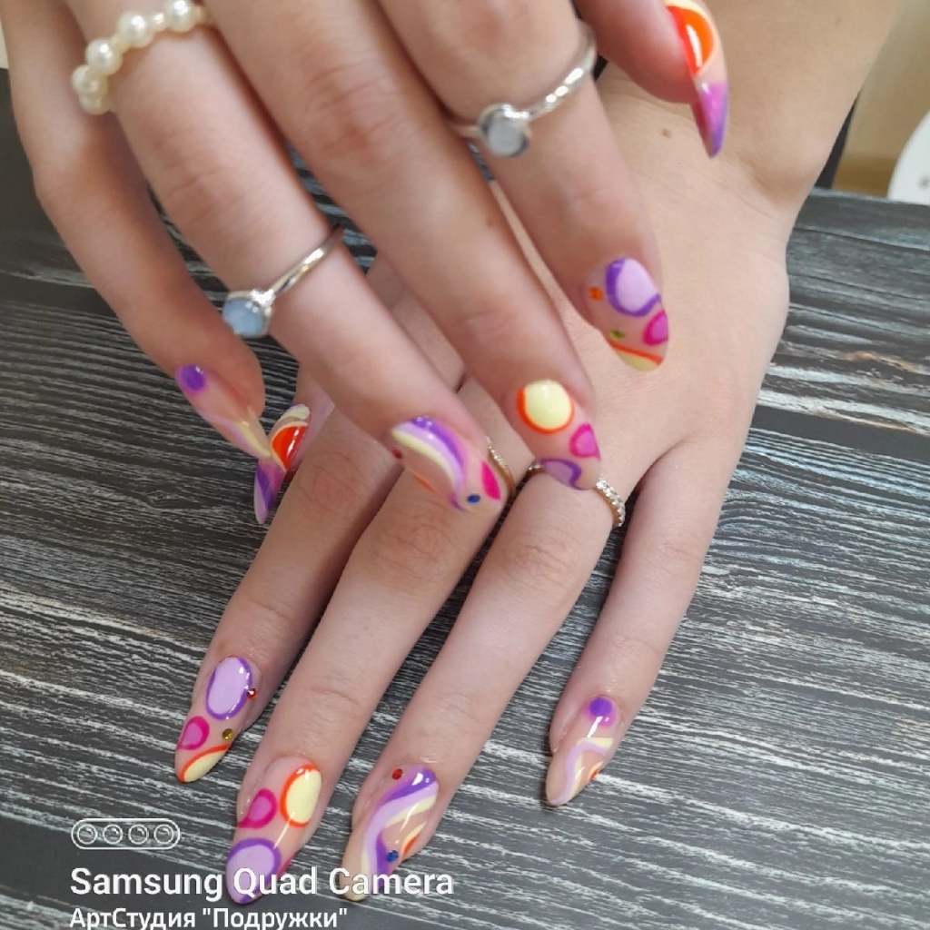 Маникюр с покрытием и дизайн (роспись, инкрустация)