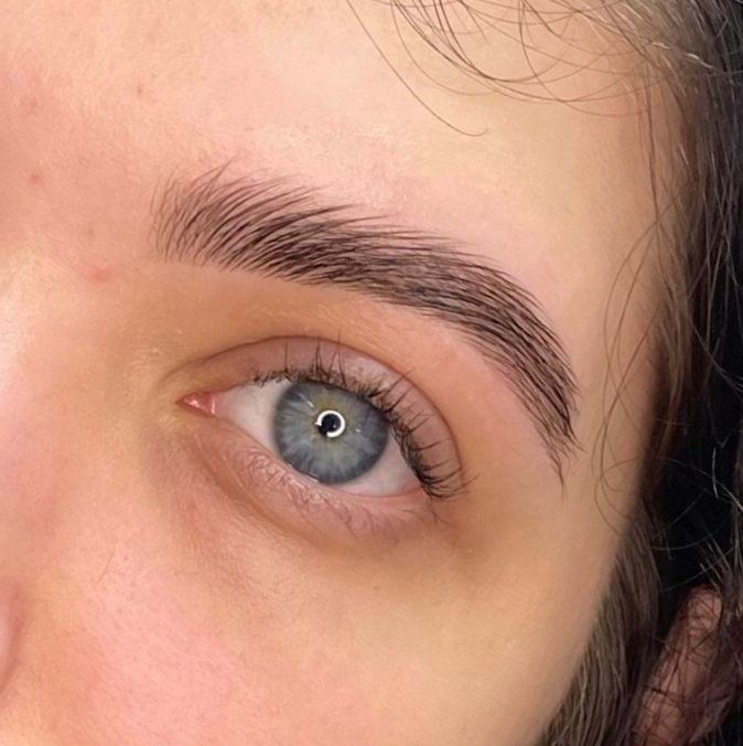 Долговременная укладка бровей( с коррекцией ИЛИ окрашиванием)