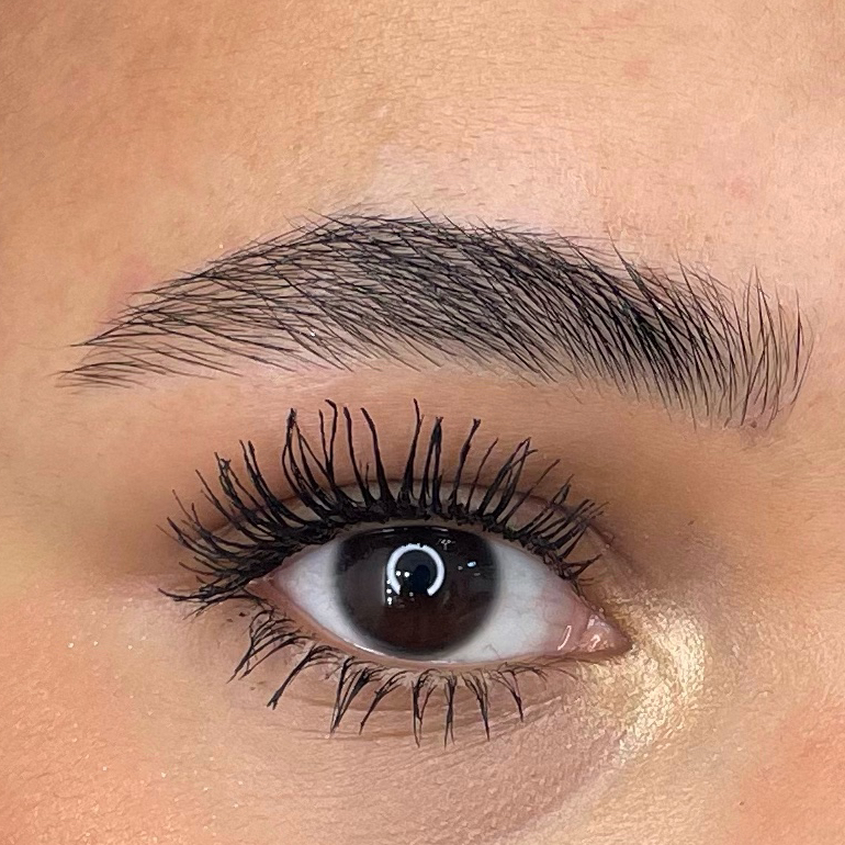 Коррекция бровей(воск,пинцет)