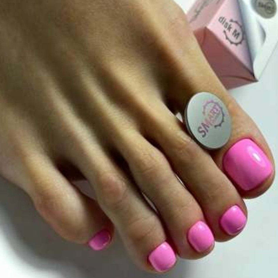 Smart педикюр с покрытие гель лак(снятие +100р )