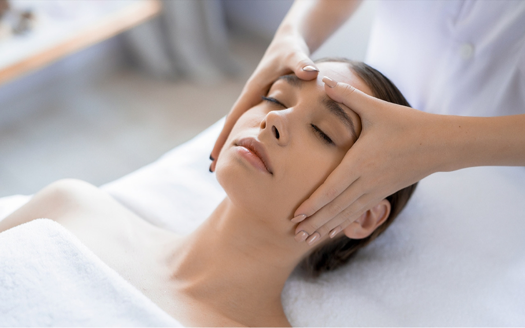 Лечебный массаж лица