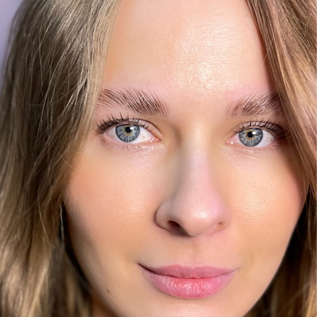 Долговременная укладка бровей, коррекция(проф.уход входит)