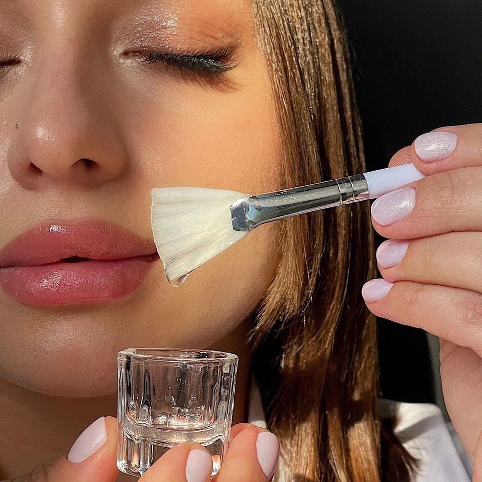 Миндальный пилинг
medi+derma