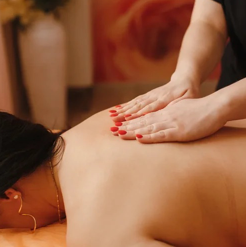 Классический массаж спины