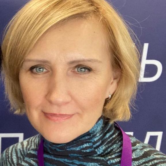 Наумова Лариса