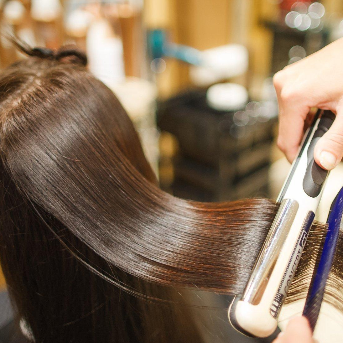 Выпрямление волос на утюжок