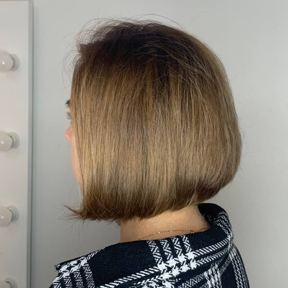 Стрижка женская (средняя длина до плеч)