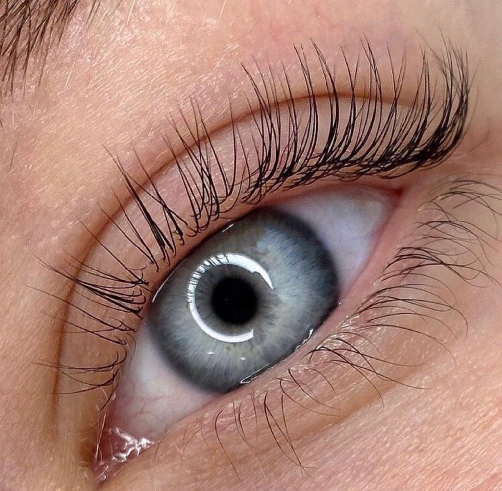 Ламинирование ресниц