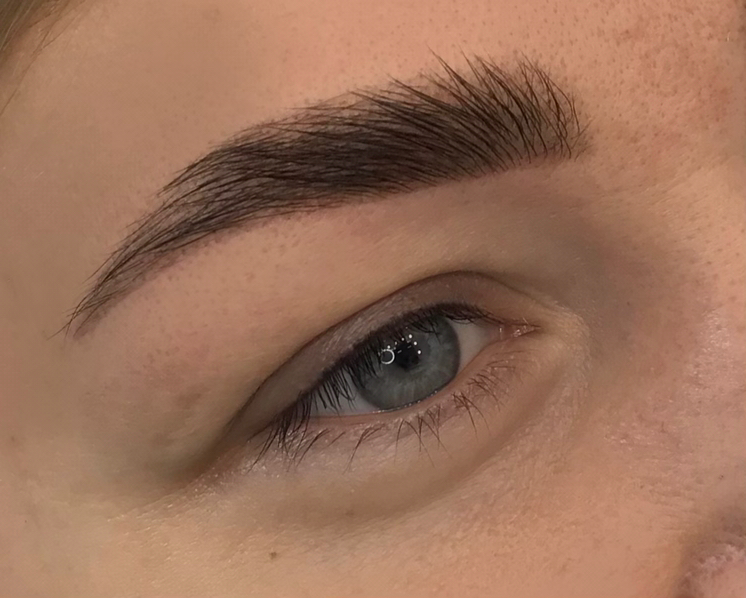 Оформление бровей