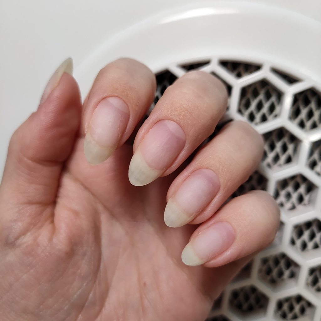 Маникюр без покрытия