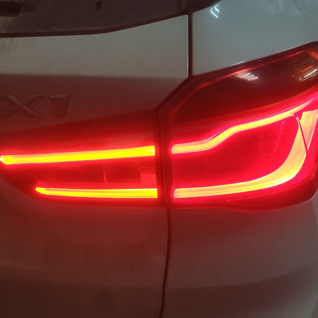 Ремонт заднего фонаря