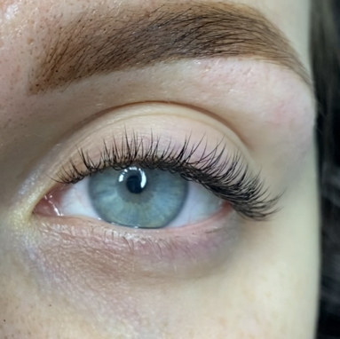 Классическое наращивание ресниц ( или 1,5D)