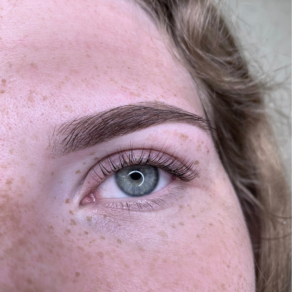 (Виктор) Итальянское восстановление + ботокс ресниц