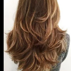 Стрижка женская длинных волос