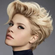 Стрижка женская короткие волосы